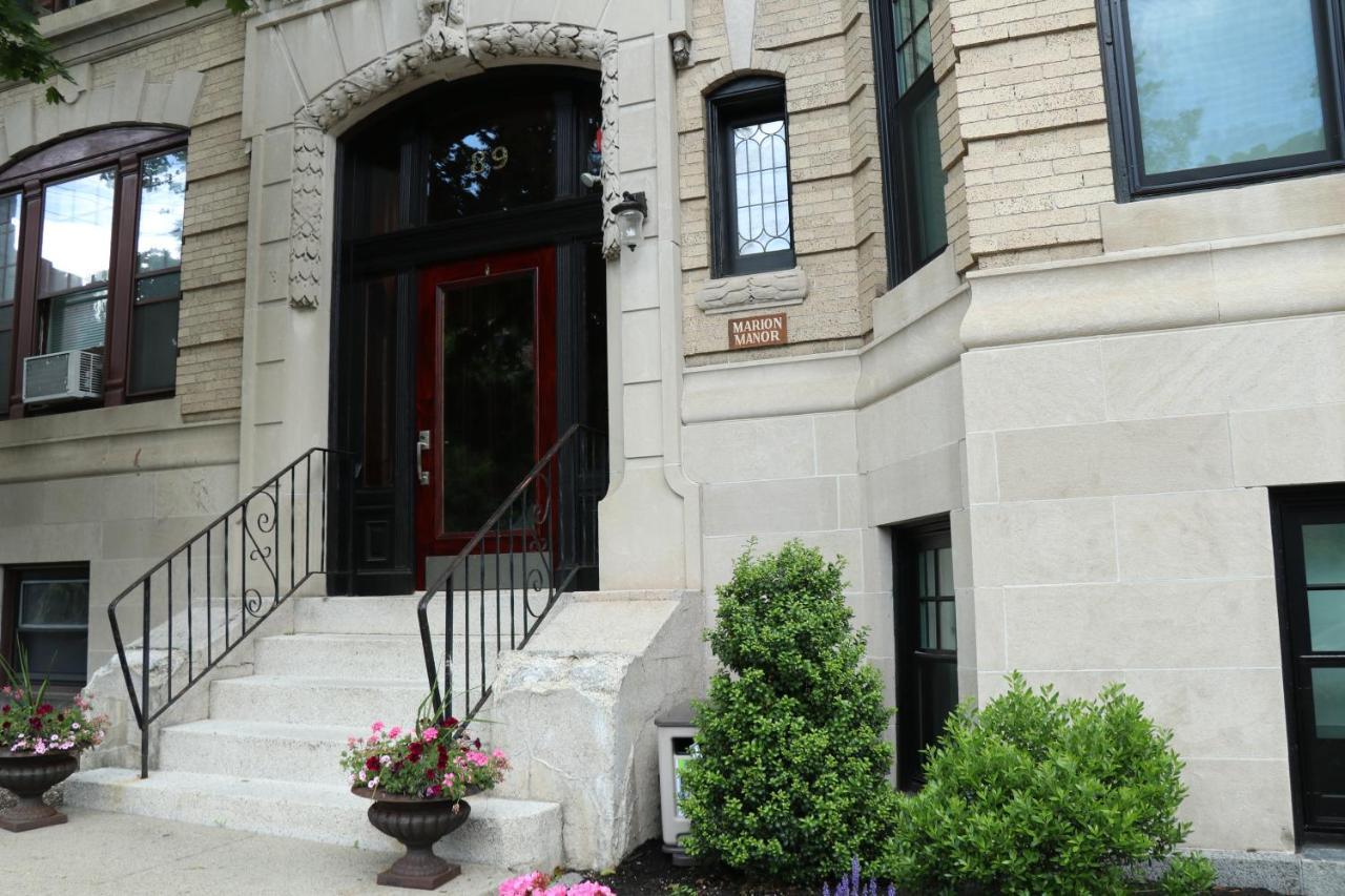A Stylish Stay W/ A Queen Bed, Heated Floors.. #37 Brookline Buitenkant foto